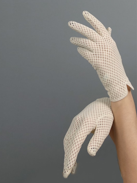 Silver Moon | Vintage Ivory Gloves